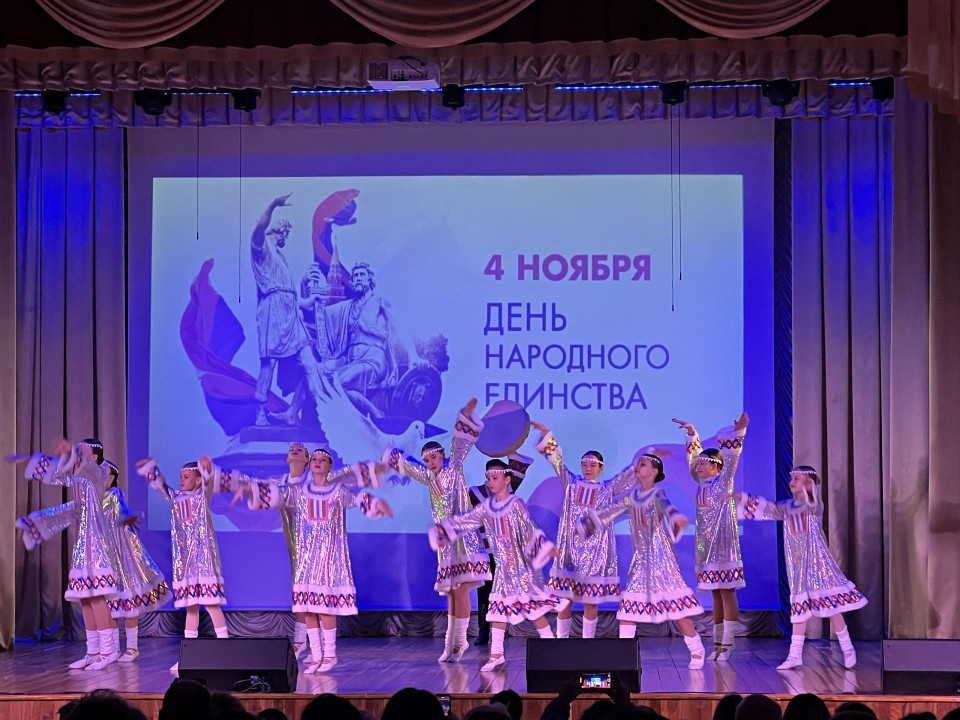 Концерт «Россия. Родина. Единство» объединил жителей Вербилок