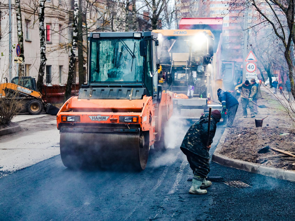 Капитальный ремонт дороги на улице Центральной завершат до конца года
