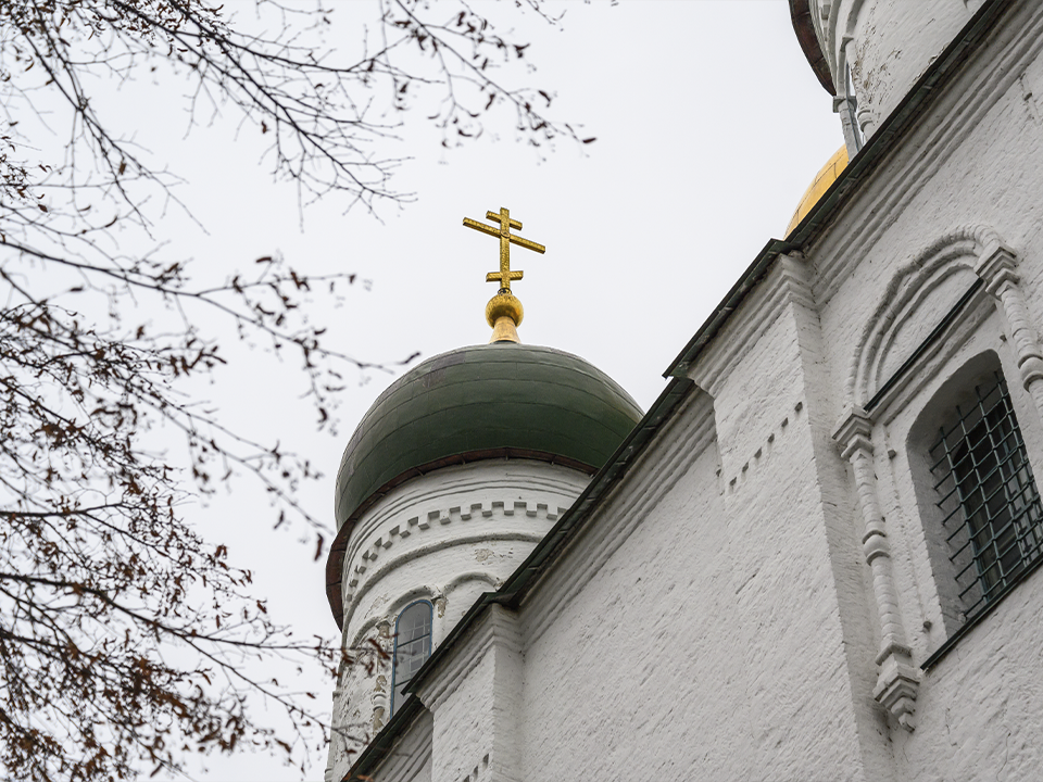 Какой сегодня церковный праздник: запреты и народные приметы 8 ноября в Дмитриев день