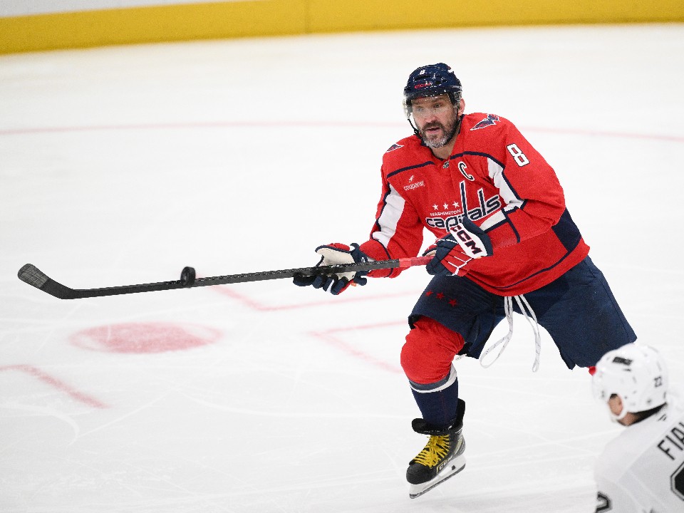 Заявка на новый исторический сезон: Овечкин оформил 33-й хет-трик в карьере