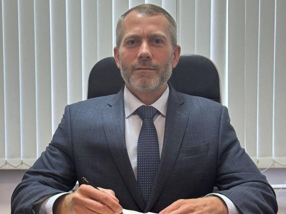 Крепкие напитки — двойная угроза: нарколог рассказал, почему виски или водка опаснее для стенок желудка