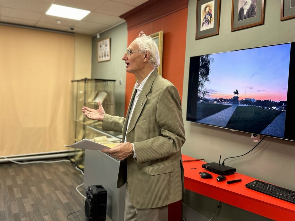 Новый сборник стихов Евгения Кирсанова представят коломенским читателям