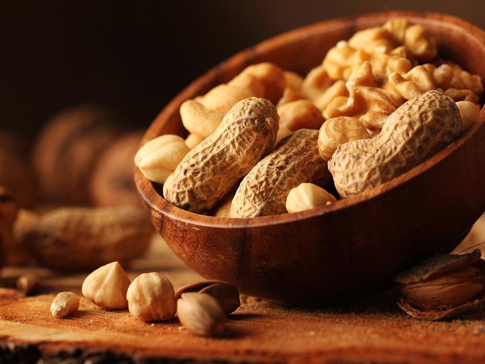 Три причины съедать горсть орехов перед сном перечислила диетолог