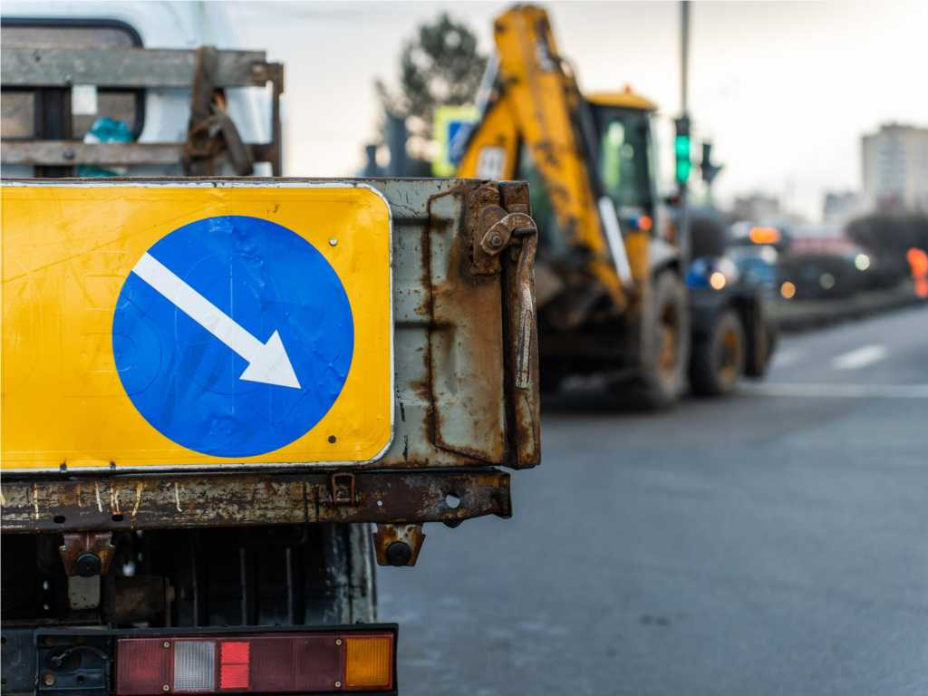 Деревьям дали по ветвям: где в Подмосковье улучшили видимость на дорогах