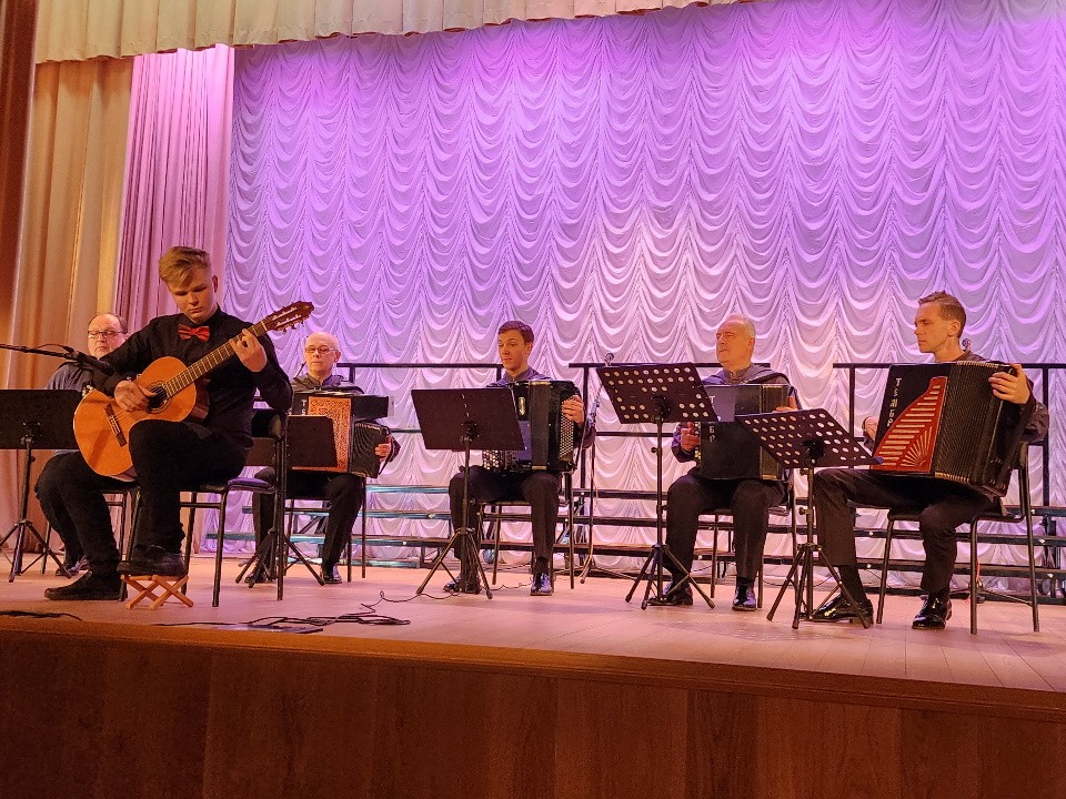 Ансамбль баянистов «Русский тембр» выступит в Лосино-Петровском