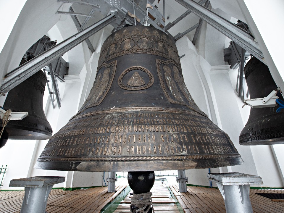 Кто и как может попасть на колокольню Лавры и узнать историю этого места