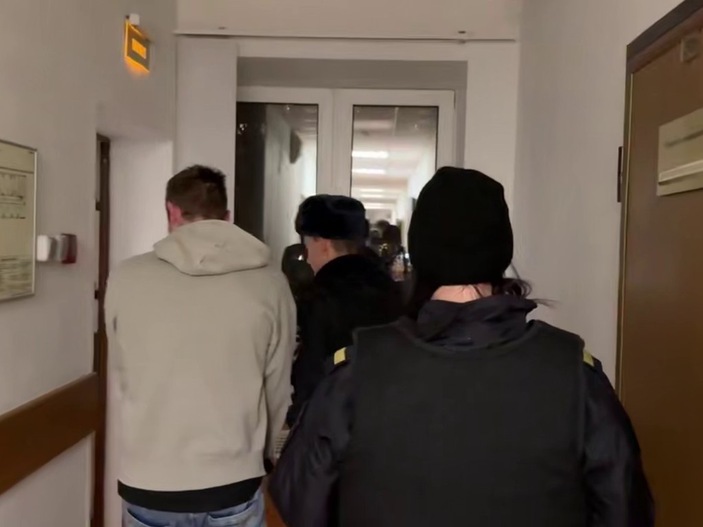 Вовлекавший подростков в зацепинг машинист задержан в Москве