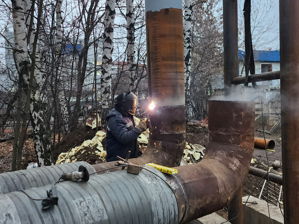Бригада ТСК отремонтирует теплосеть на улице Гоголя в течение недели