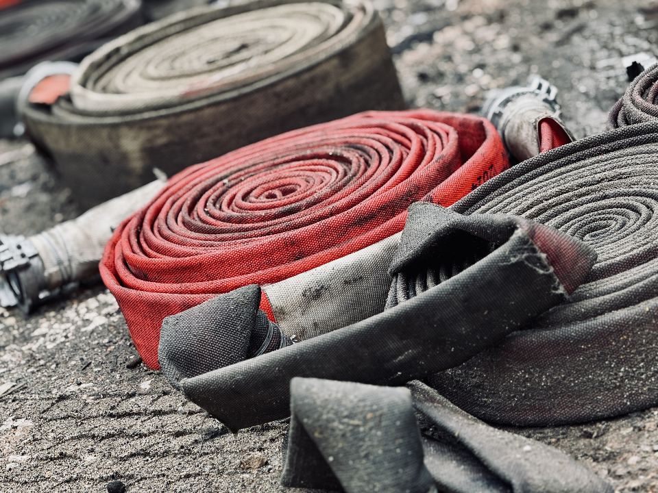 Можайские погорельцы нуждаются в поддержке: в округе объявлен сбор помощи после огненного несчастья