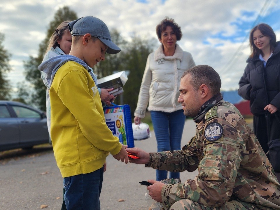 Письма школьников из Домодедово дошли до бойцов на передовой