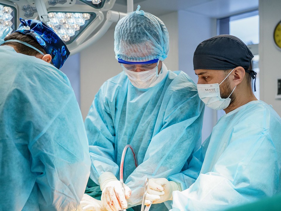 Нужна ли операция при варикозе? Рассказал врач Курилов