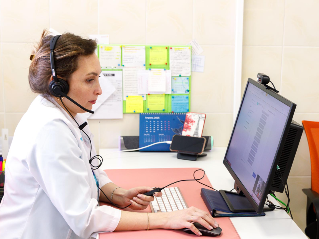 Пять способов записи на онлайн-консультацию с врачом доступны жителям округа