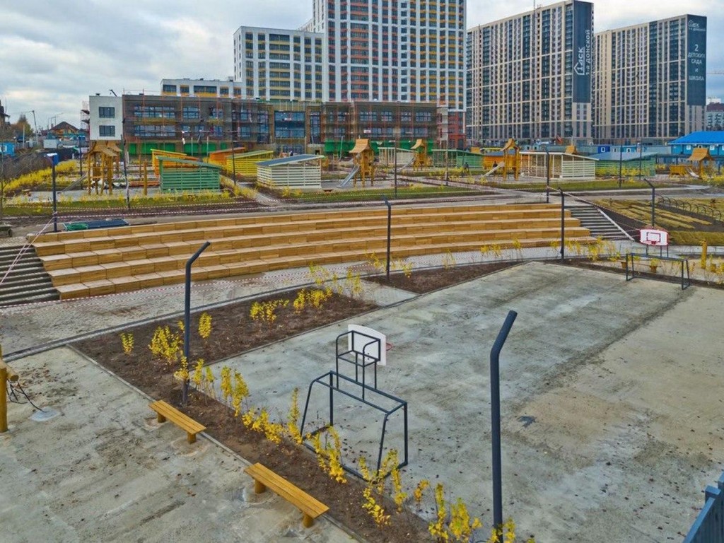 Три этажа радости: в деревне Сапроново строят детский сад будущего на 300 мест — когда открытие?