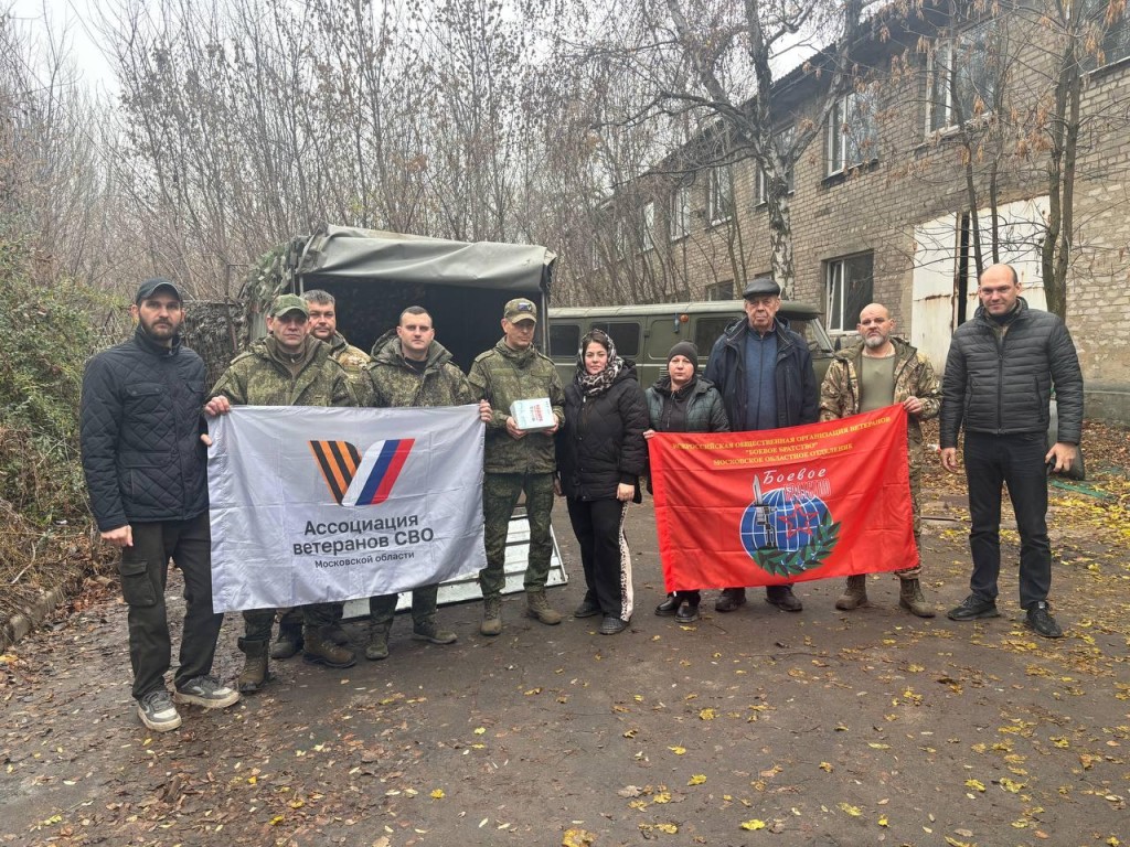 Рации, бензопилы, тележки и слова поддержки: каширские волонтеры посетили земляков в девяти локациях СВО