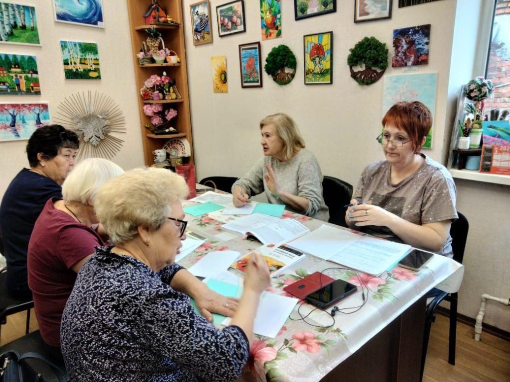 Иероглиф вместо таблетки: как в Раменском превращают изучение китайского языка в тренировку для мозга