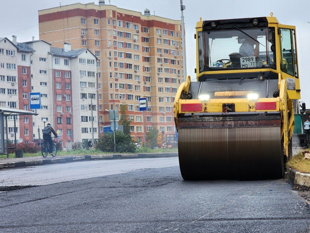 Новые парковки и статус улиц обсудили на встрече в формате «Транспортный час»