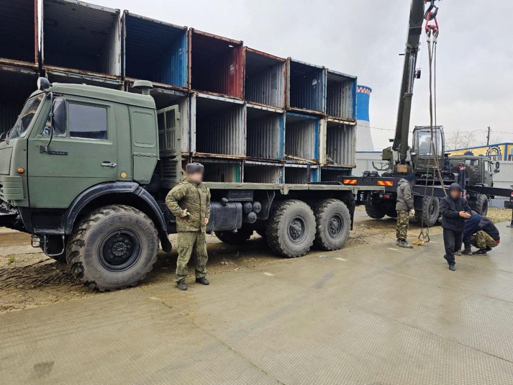 Укрепрайоны в зоне СВО строят морскими контейнерами из Котельников