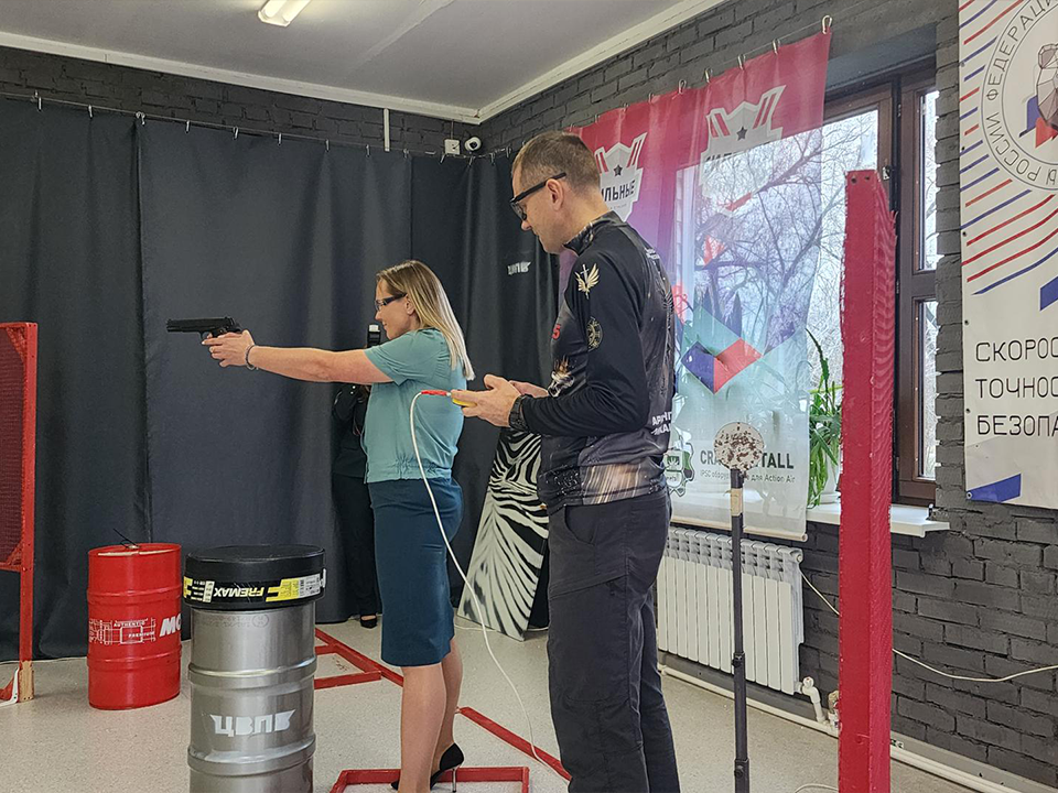 Сотрудники домодедовской таможни отметили День народного единства турниром по стрельбе