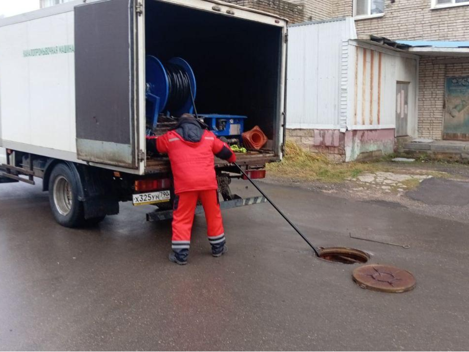 Спокойнее жить, когда сети в порядке: как в Тучкове поддерживают канализацию и что это дает жителям