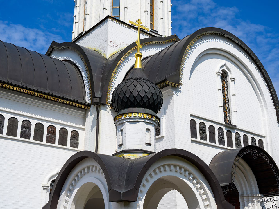 Какой сегодня церковный праздник: запреты и народные приметы 2 ноября в Артемьев день