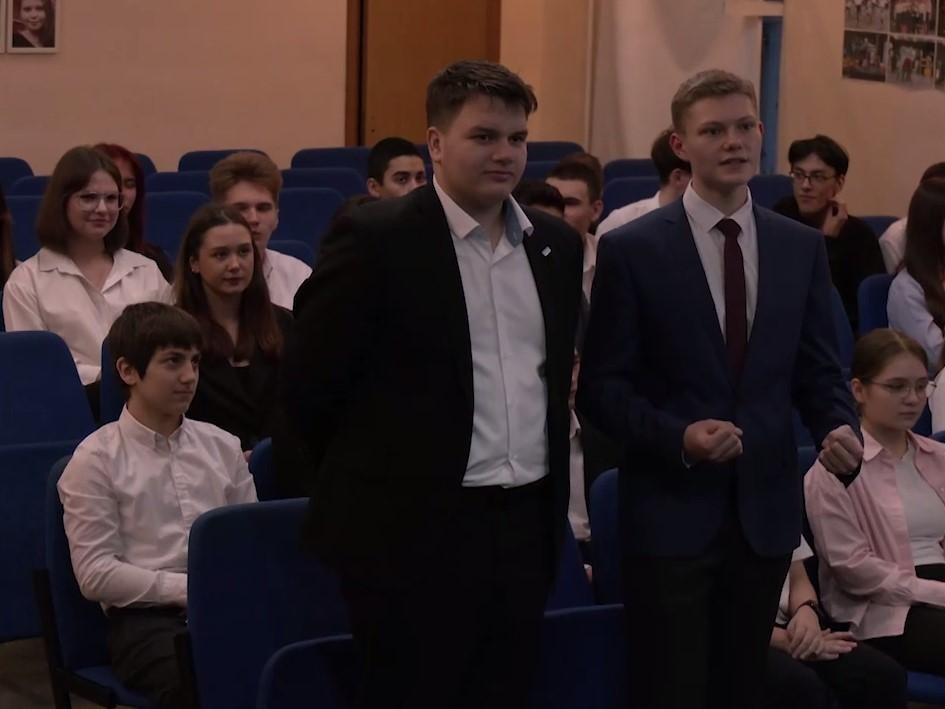 Будет внедрять цифровые инициативы: десятиклассник из Ивантеевки победил на выборах школьного самоуправления