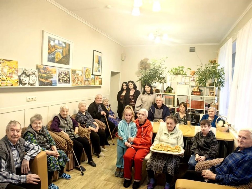 Спешите делать добрые дела: дети из Пушкинского округа навестили жителей дома престарелых
