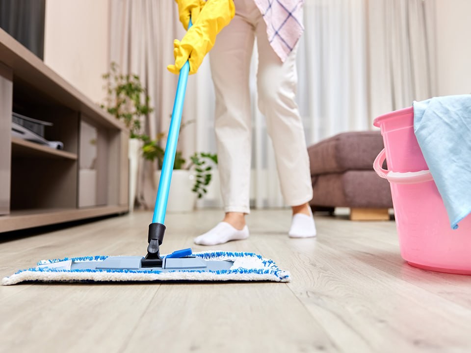 «Что это за домострой?»: идею о зарплате для жены назвали «абсолютно непродуманной»