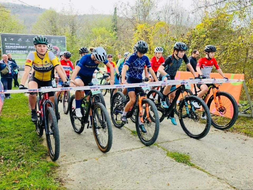 Когда бездорожье в радость: подмосковная велосипедистка взяла серебро в горной гонке