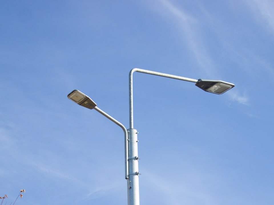 Около 270 энергоэффективных светильников установили в Леонихе