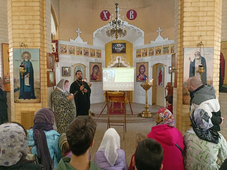 Верующие Подмосковья узнали о борьбе святителя Тихона с атеистами молодой советской республики