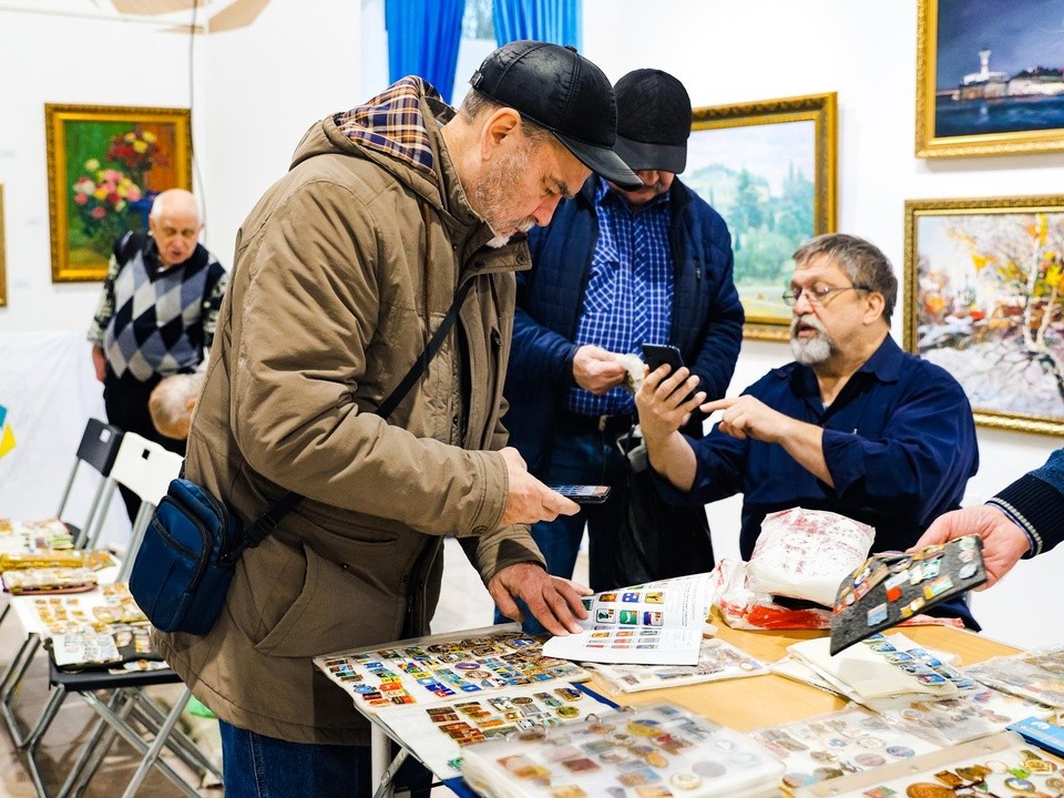 От Камчатки до Калининграда: какую выставку открыли в парке Толстого