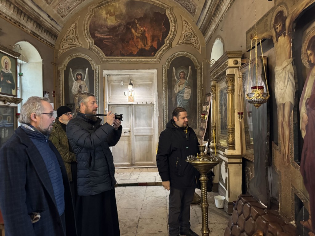 Спасти шедевры: эксперты оценили состояние церковного искусства в Ступине