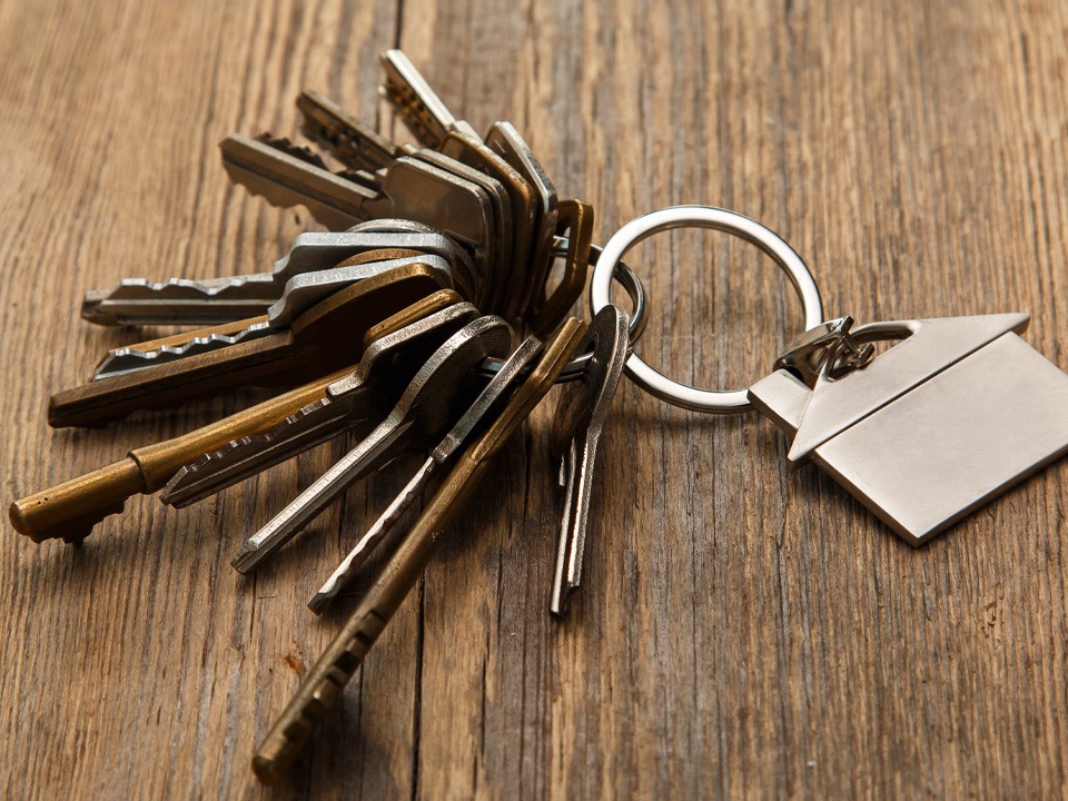 Что делать со старыми ключами: 7 способов превратить их в полезные предметы дома