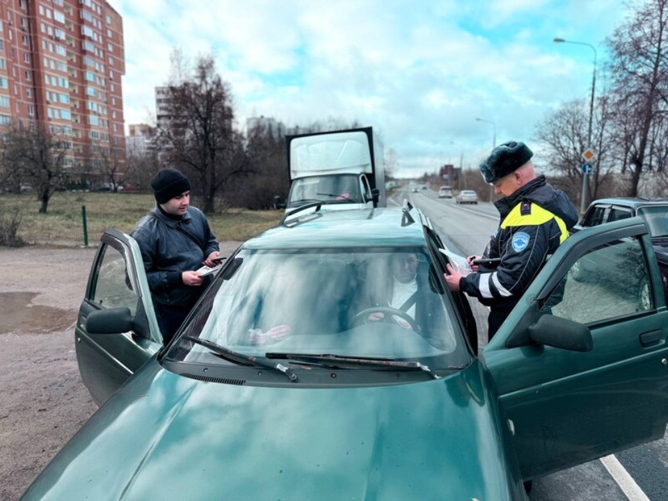Три иностранца за рулем задержаны во время рейда Госавтоинспекции и миграционной службы в Одинцове