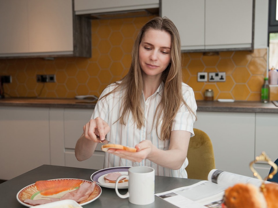 Врач разрушила миф об обязательном завтраке