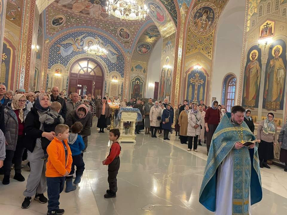 Первое праздничное богослужение состоялось в обновленном храме в селе Саввино