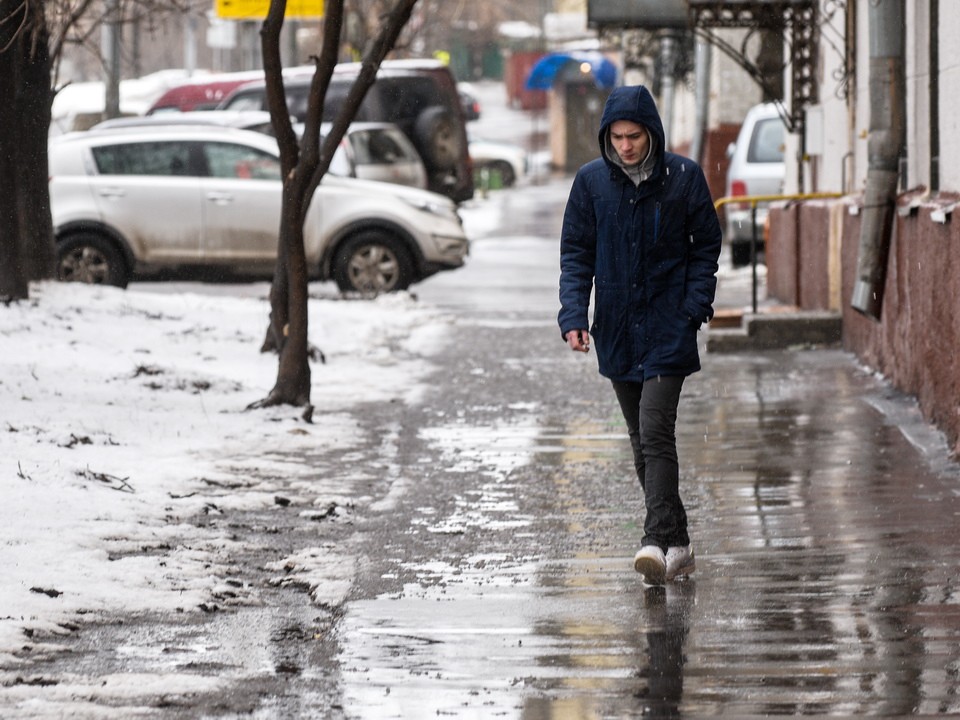 Холод и облака накроют Подмосковье в выходные дни