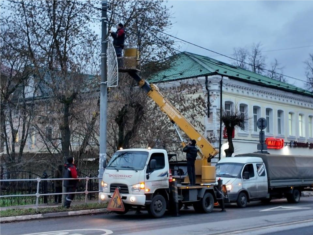 Засияет город огнями: в Клину готовятся к новогоднему оформлению улиц