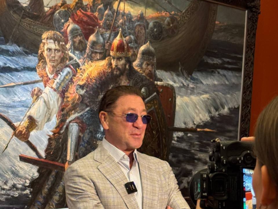 «Я не вправе их осуждать»: как Григорий Лепс отреагировал на поездки артистов в зону СВО