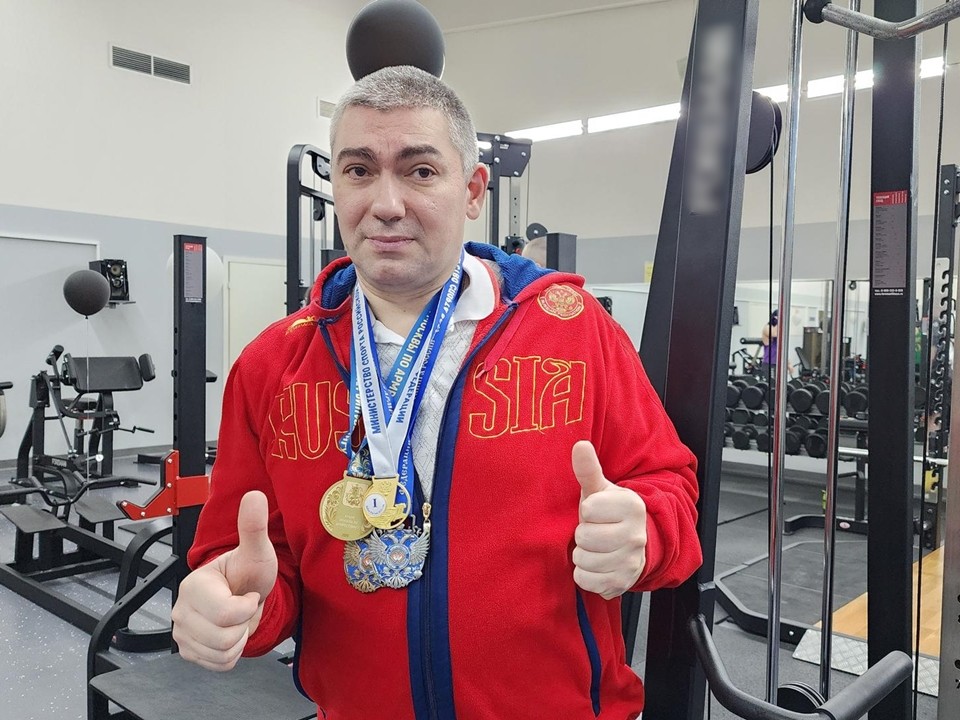 Протвинский армрестлер вернулся в сборную Московской области и завоевал два золота