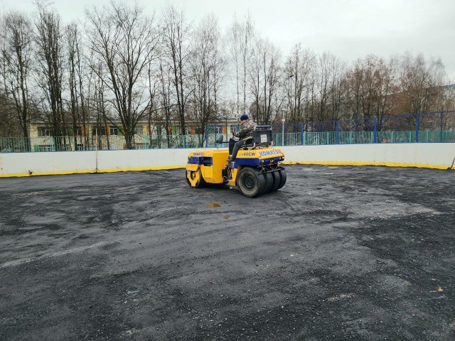 Секрет идеального льда: у школы №4 планируют залить ровный каток этой зимой