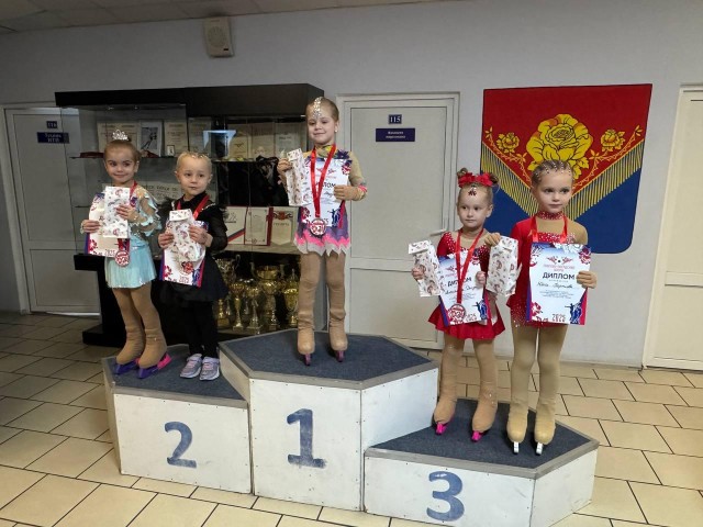 «Павлово-Посадские узоры»: ледовая арена имени Петрусевой стала важным этапом спортивной карьеры молодых фигуристов