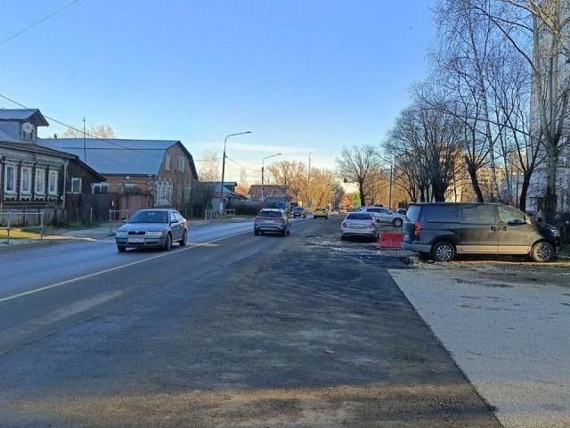 Над трубами пирог из грунта, песка и асфальта: Заречье преображается после ремонта теплосетей