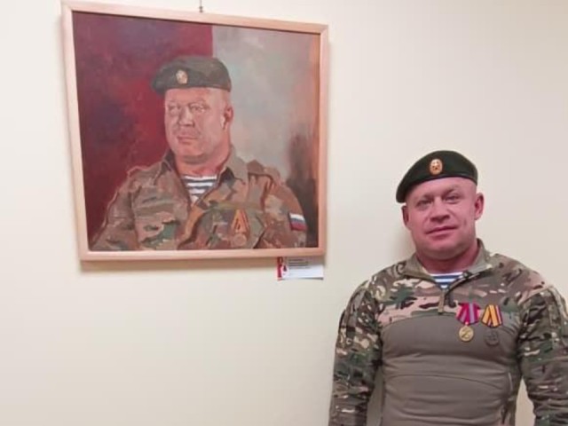 Картины, растрогавшие до глубины души: ветеран СВО из Люберец стал героем выставки в Москве