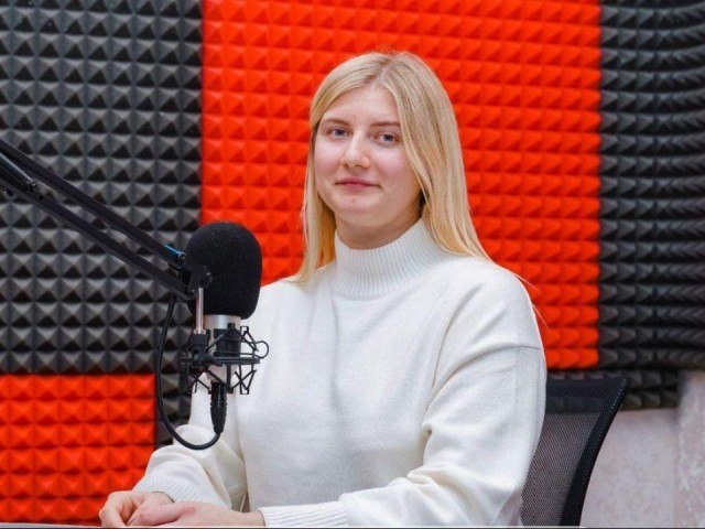 Битва с невидимым врагом: почему бактерии становятся неуязвимыми — прямой эфир с терапевтом