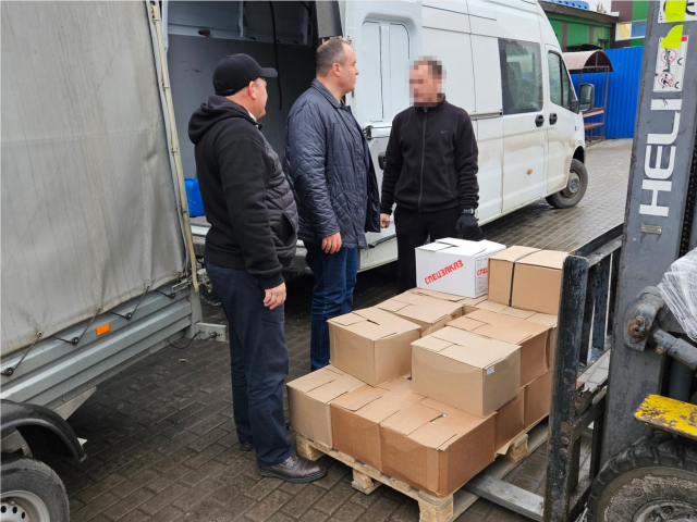 «Боевой тыл» Подольска: депутат Исаев отправил фуру помощи бойцам на передовую