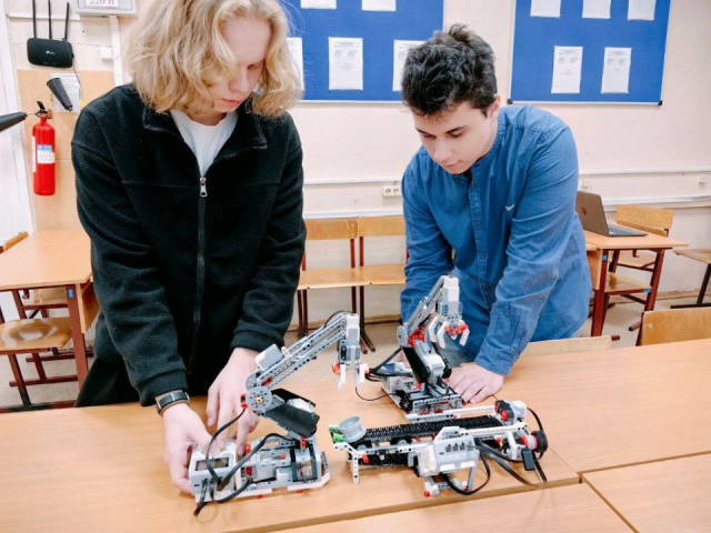 От робототехники до экспериментов: чем удивил «Научный квест» в Щелкове