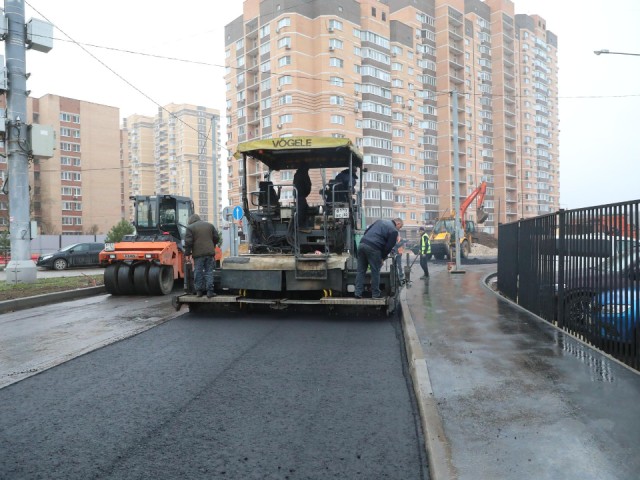 В Долгопрудном реконструируют 200-метровый участок улицы Молодежная