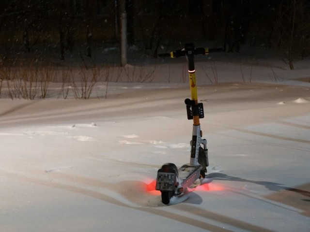 Сервисы аренды электросамокатов прекратили работу в Лобне