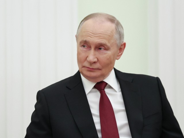 «Были очень тронуты»: мать пострадавшего мальчика из Красногорска рассказала о звонке Путина